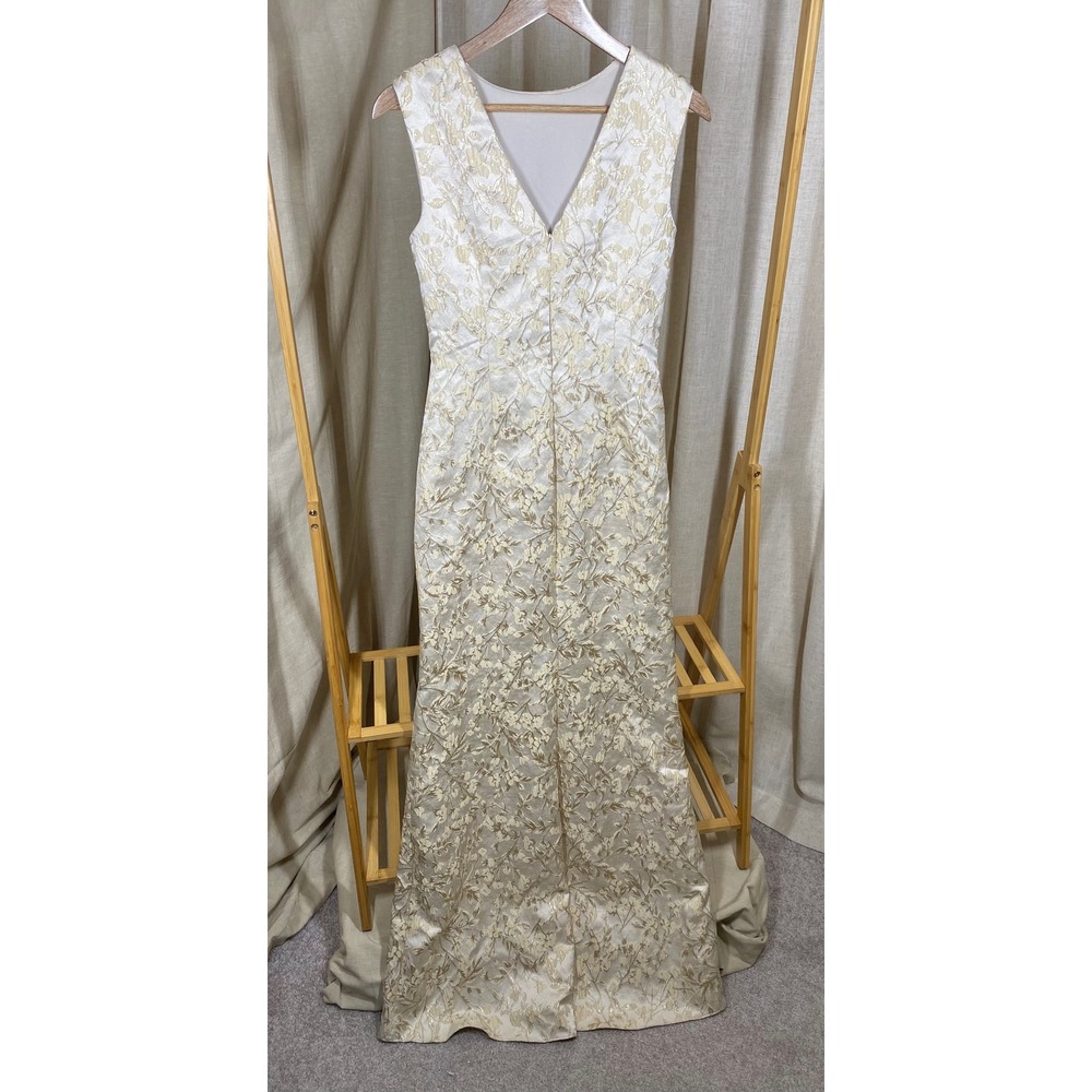 Alfred Sung NWT Gold Ivory Floral Brocade Formal Column Gown Sample Size 4 Gala - Picture 8 of 10